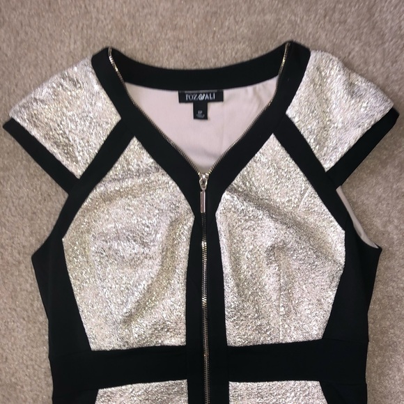 Black and gold dress - Picture 3 of 4